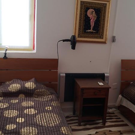 Destalo Court Larnaca Apartment מראה חיצוני תמונה