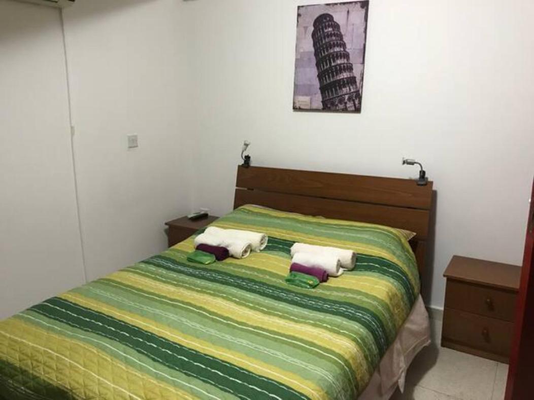 Destalo Court Larnaca Apartment מראה חיצוני תמונה