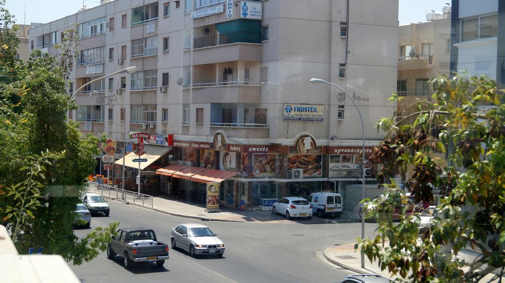 Destalo Court Larnaca Apartment מראה חיצוני תמונה